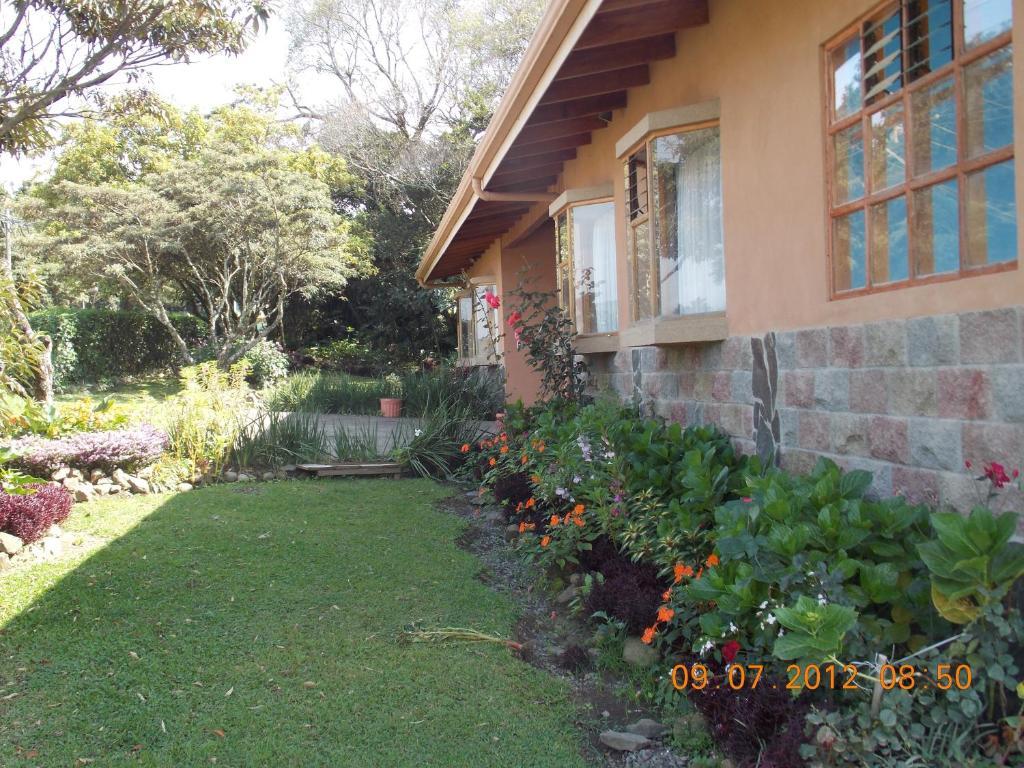 Hotel Las Orquideas Monteverde Exterior photo